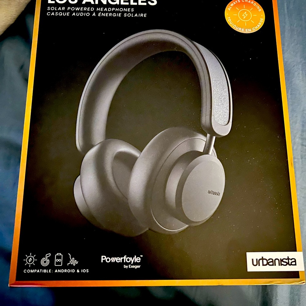 Solar Powered Wireless Headphones